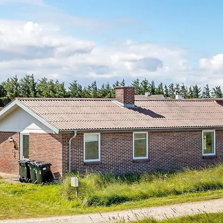 7 Person In Fr Strup Semesterbostad Frostrup